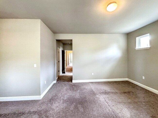 Building Photo - 8800 Jodie Ln