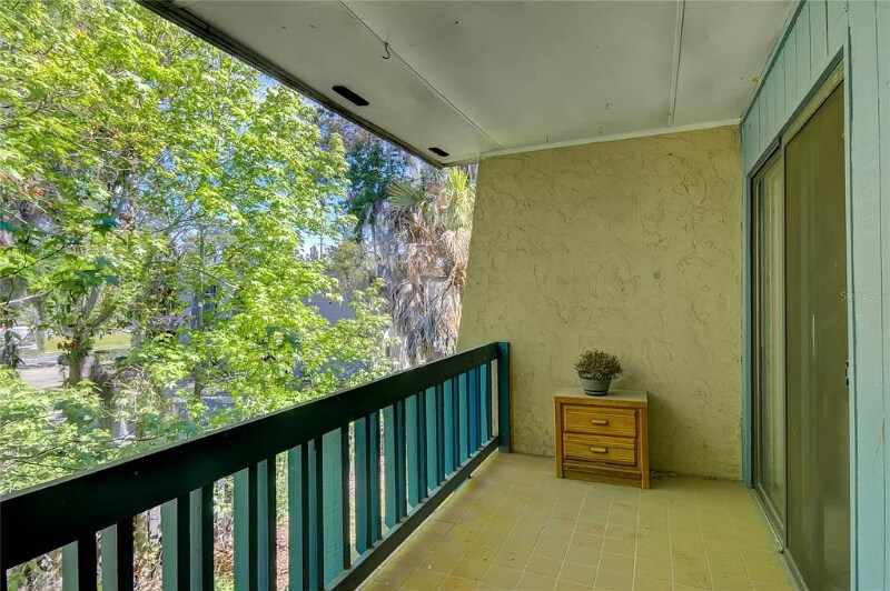 Building Photo - 2811 SW Archer Rd