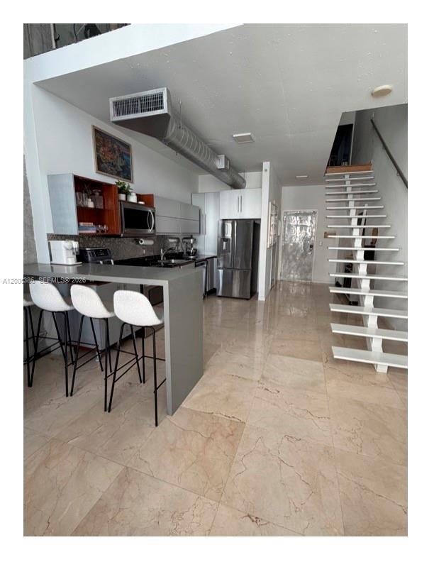 Building Photo - 690 SW 1st Ct