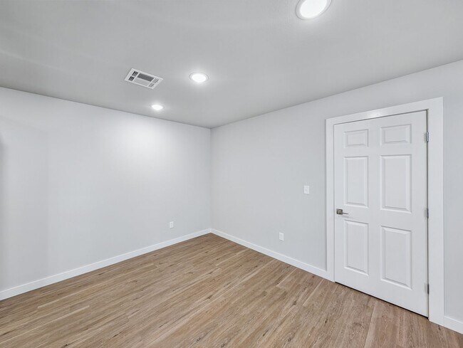 Building Photo - New Construction Rental in Bentonville