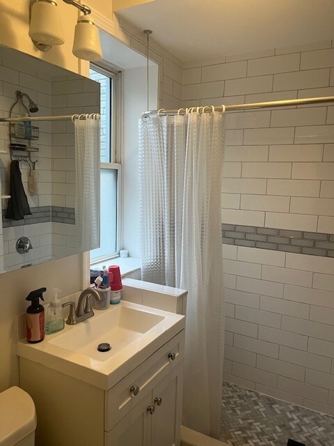 Building Photo - 110 Brainerd Rd