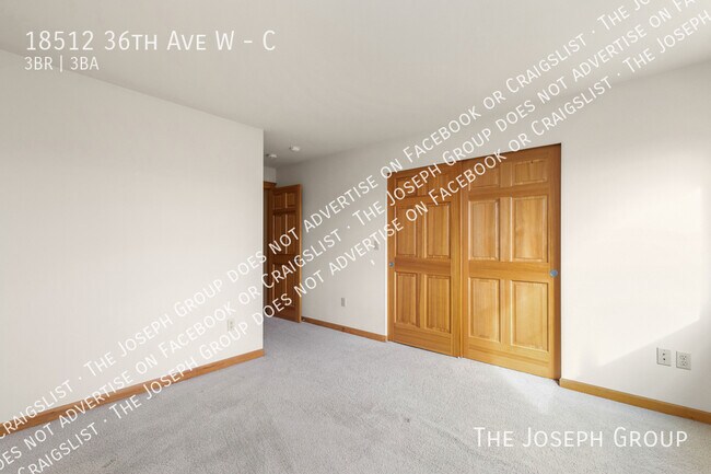Building Photo - 18512 36th Ave W