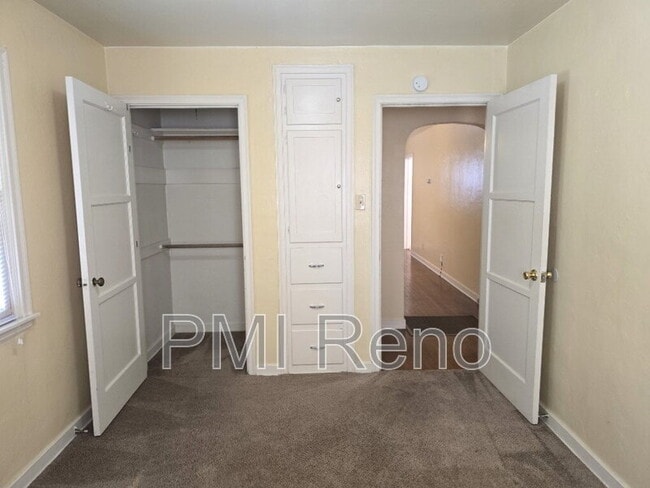 Building Photo - 1340 N Sierra St