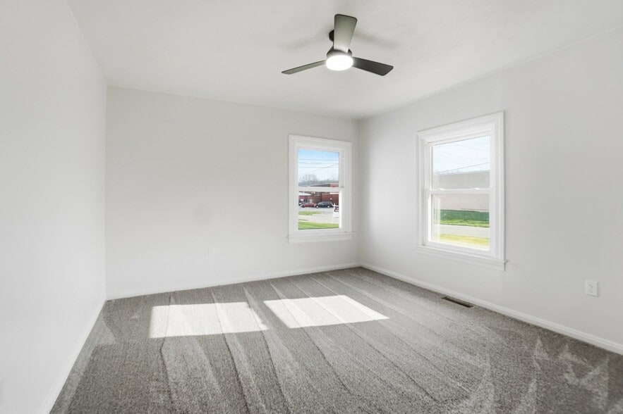 Building Photo - 2351 Burden Dr