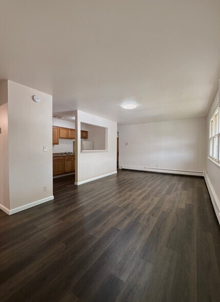 Building Photo - 2811 Parkman Rd NW