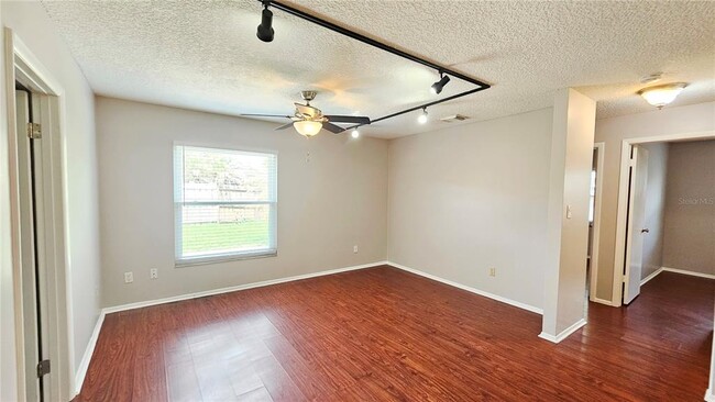 Building Photo - 12112 Rotuma St