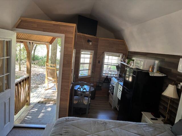 Building Photo - 1249 Spanish Moss Rd