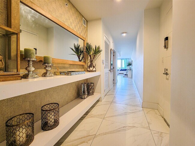 Building Photo - 400 Sunny Isles Blvd