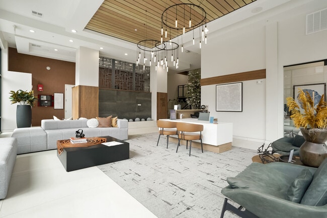 Building Photo - Ridian