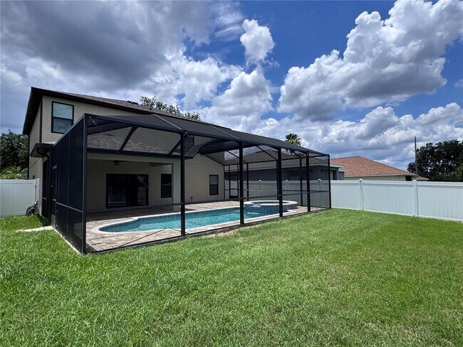 Building Photo - 1625 Emerald Hill Way