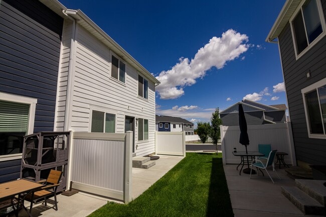 Building Photo - 4156 S 2825 W