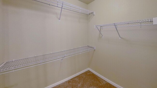 Building Photo - Spacious 2-Bedroom, 2-Bathroom Townhome in West Olympia — JUST REDUCED!