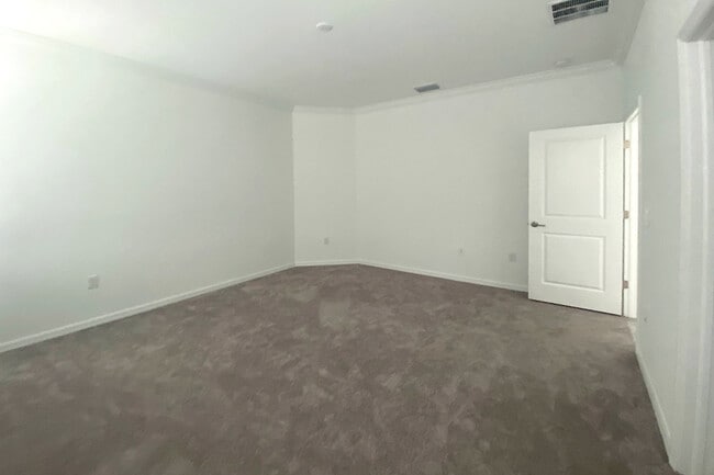 Building Photo - 24237 Spartina Dr