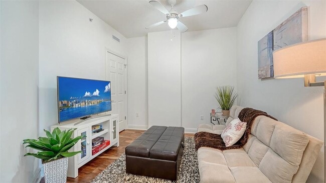 Building Photo - 1771 Ringling Blvd