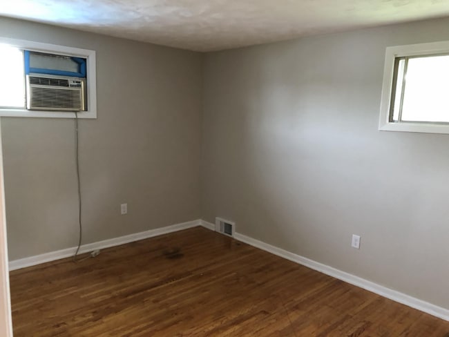 Building Photo - 63 Erie St