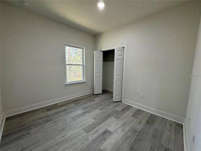 Building Photo - 702 Marion Oaks Manor
