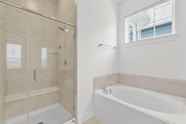Building Photo - 21118 Garden Palm Dr