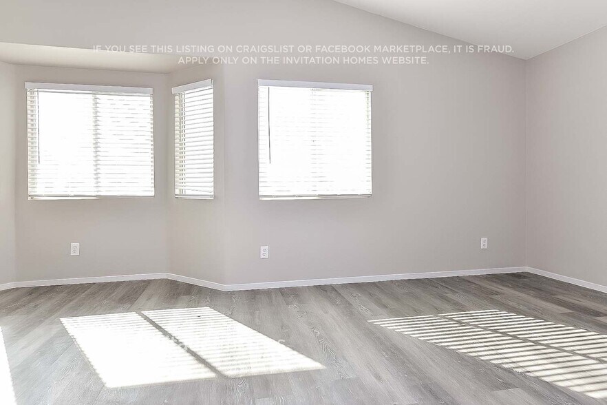 Building Photo - 3401 Vista Springs Way