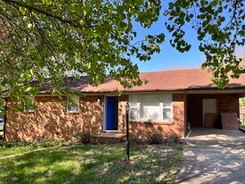 Building Photo - 3747 Branding Iron Dr