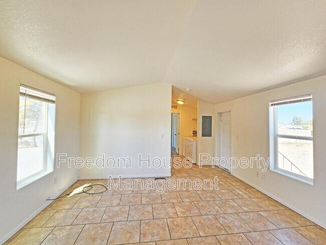 Building Photo - 1550 West Irons Street