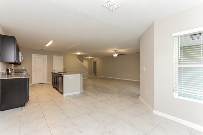 Building Photo - 7362 Misty Meadow Ct