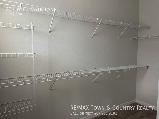 Building Photo - Griffin Park Townhome in Lake Mary