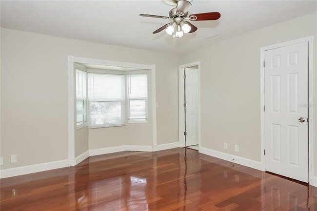 Building Photo - 38 Woodlake Dr