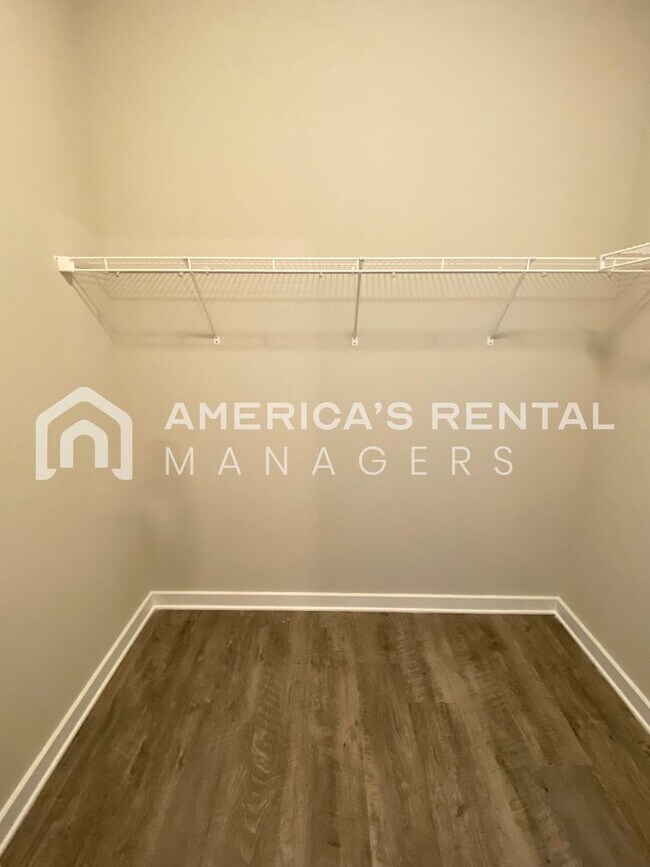 Building Photo - Home for Rent in Jasper, AL! Available to View Now!!!