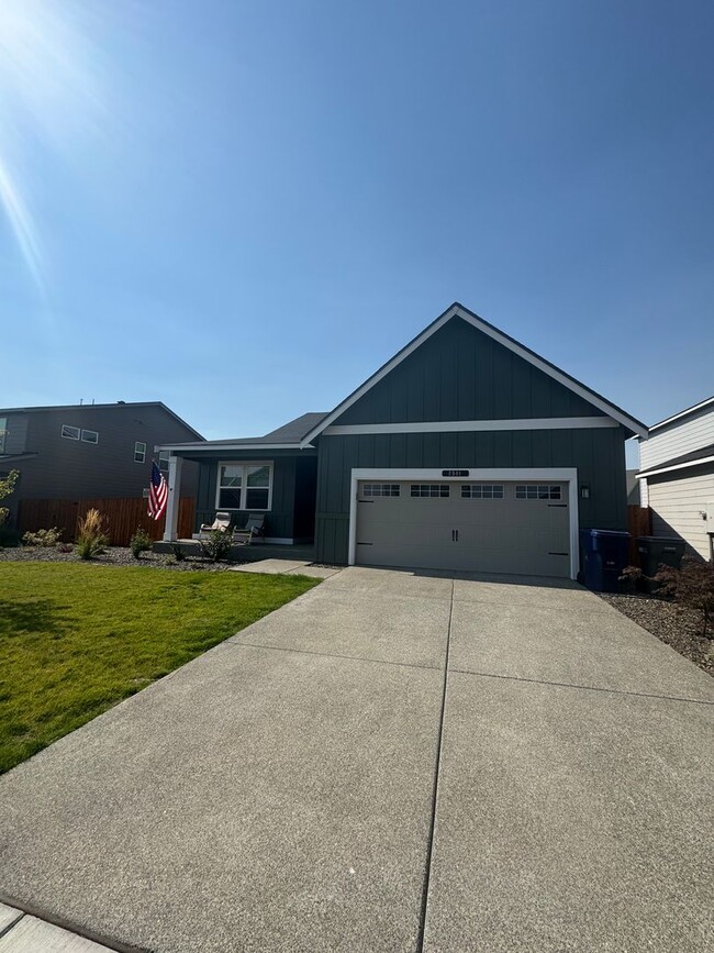 Building Photo - Immaculate Single-Story in the Ridgeview Neighborhood