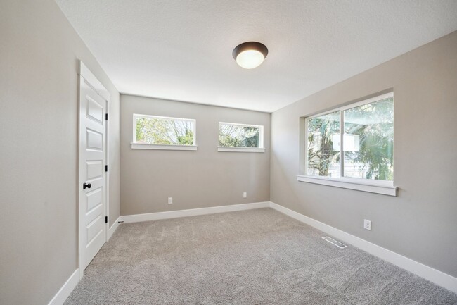 Building Photo - Brand New 4-Bedroom Home in Arbor Lodge – ...