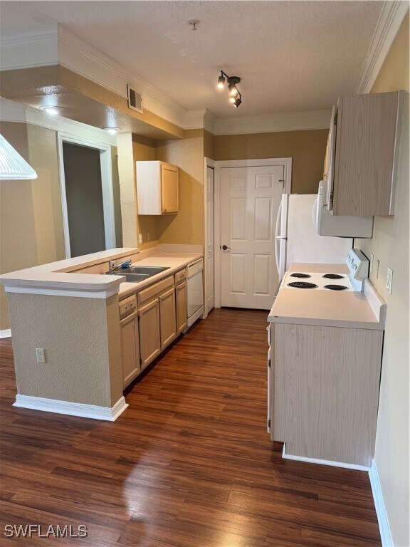 Building Photo - 11520 Villa Grand