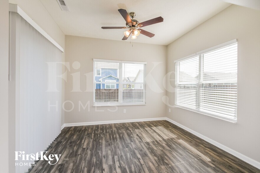 Building Photo - 1364 W Wyndstone Way