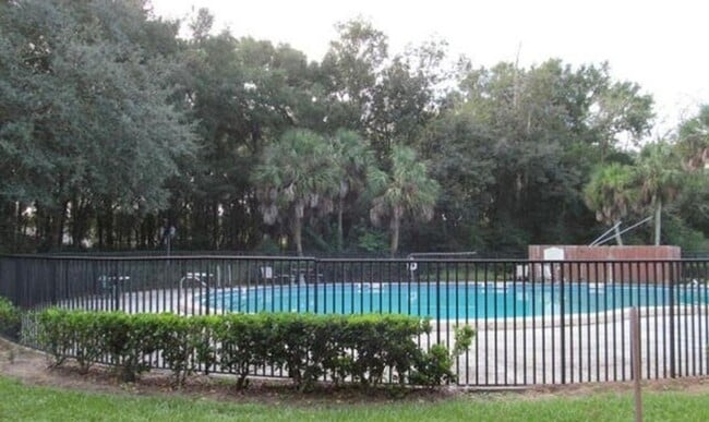 Building Photo - 3401 Townsend Blvd