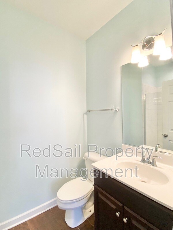 Building Photo - 116 Peyton Randolph Dr