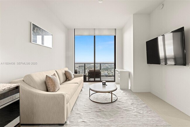 Building Photo - 159 NE 6th St