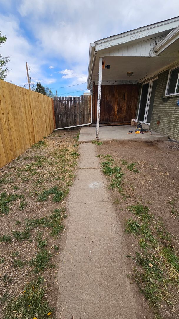 Building Photo - Lakewood Best Ever 3/2 Duplex All New Inside w/ Fenced Yard
