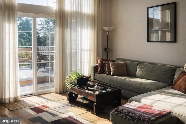 Building Photo - 22 Breckenridge Ln