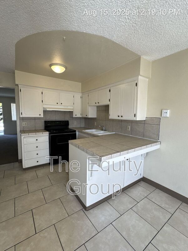 Building Photo - 1871 Emma Lee Ln