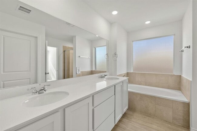 Building Photo - 4120 Brightwell Rnch Rd