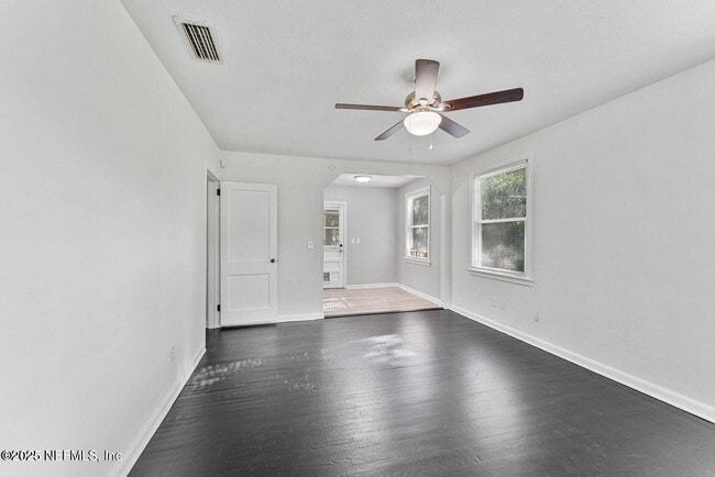 Building Photo - 431 W 62nd St