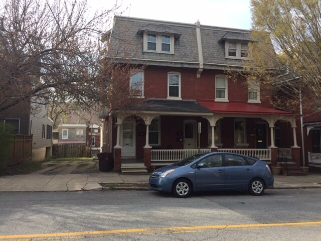 Building Photo - 1611 N Rodney St