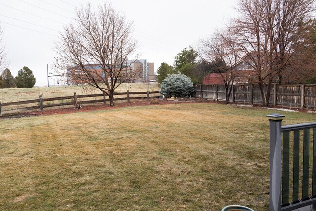 Building Photo - Evolve Real Estate: Available Immediately 3 Bedroom on a Huge Lot Facing Open Space! No Pets.