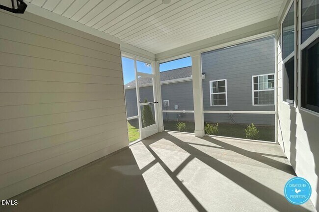 Building Photo - 105 Chesapeake Way