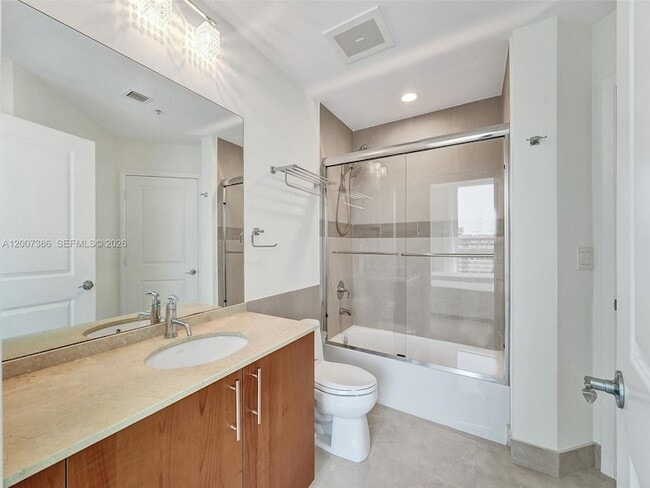 Building Photo - 1945 S Ocean Dr