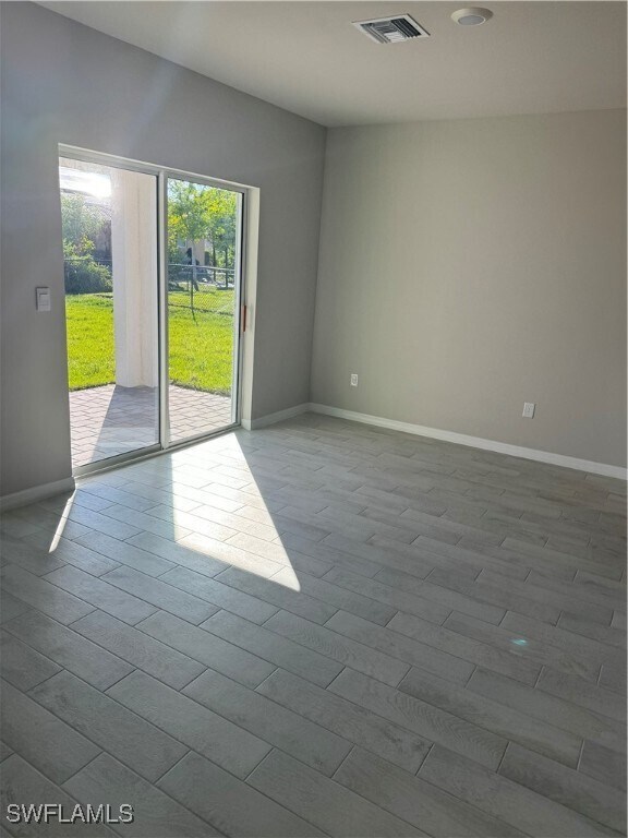 Building Photo - 1523 SW 19th Pl