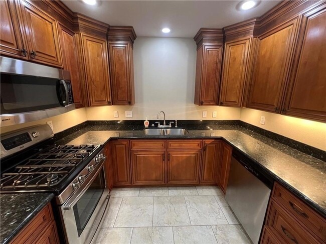 Building Photo - 3508 Decomine St