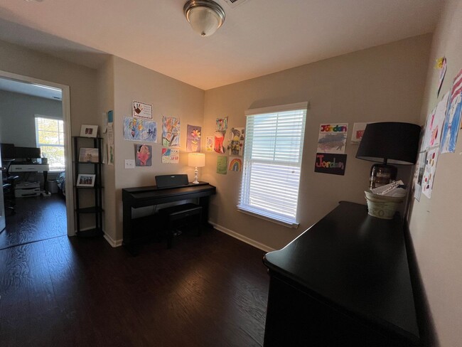 Building Photo - Summer Hill rental in Richmond Hill