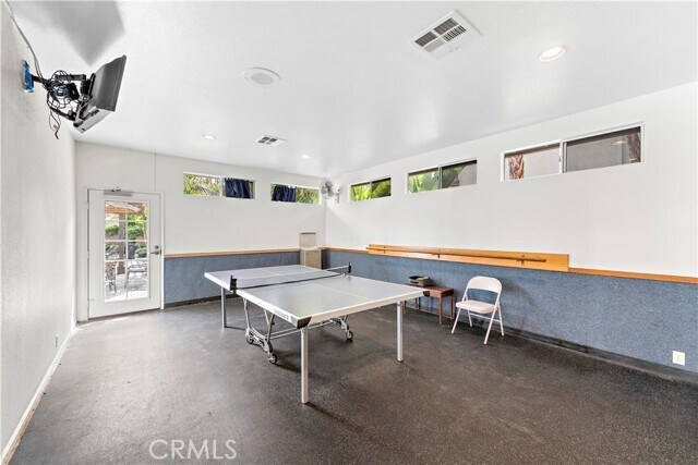 Building Photo - 68 Corniche Dr