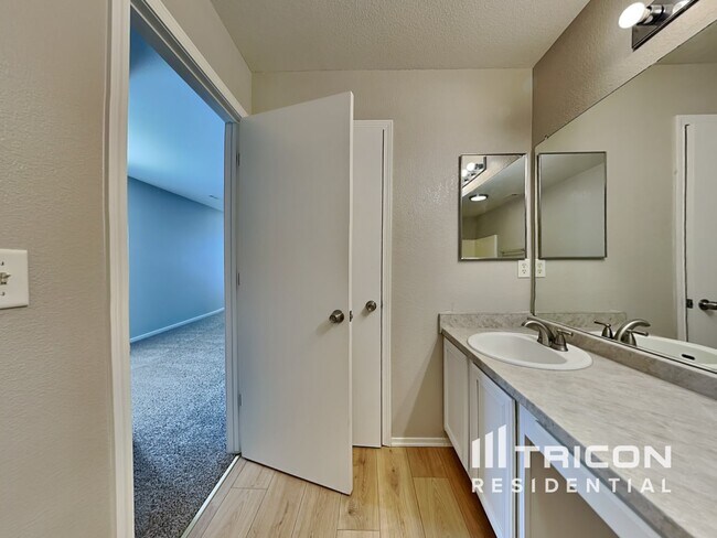 Building Photo - 9696 Canyon Meadows Drive Reno NV