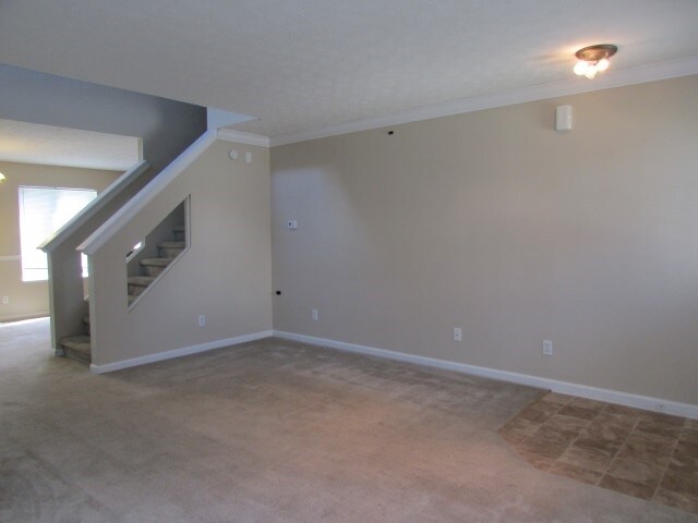 Building Photo - 6658 Largo Ln